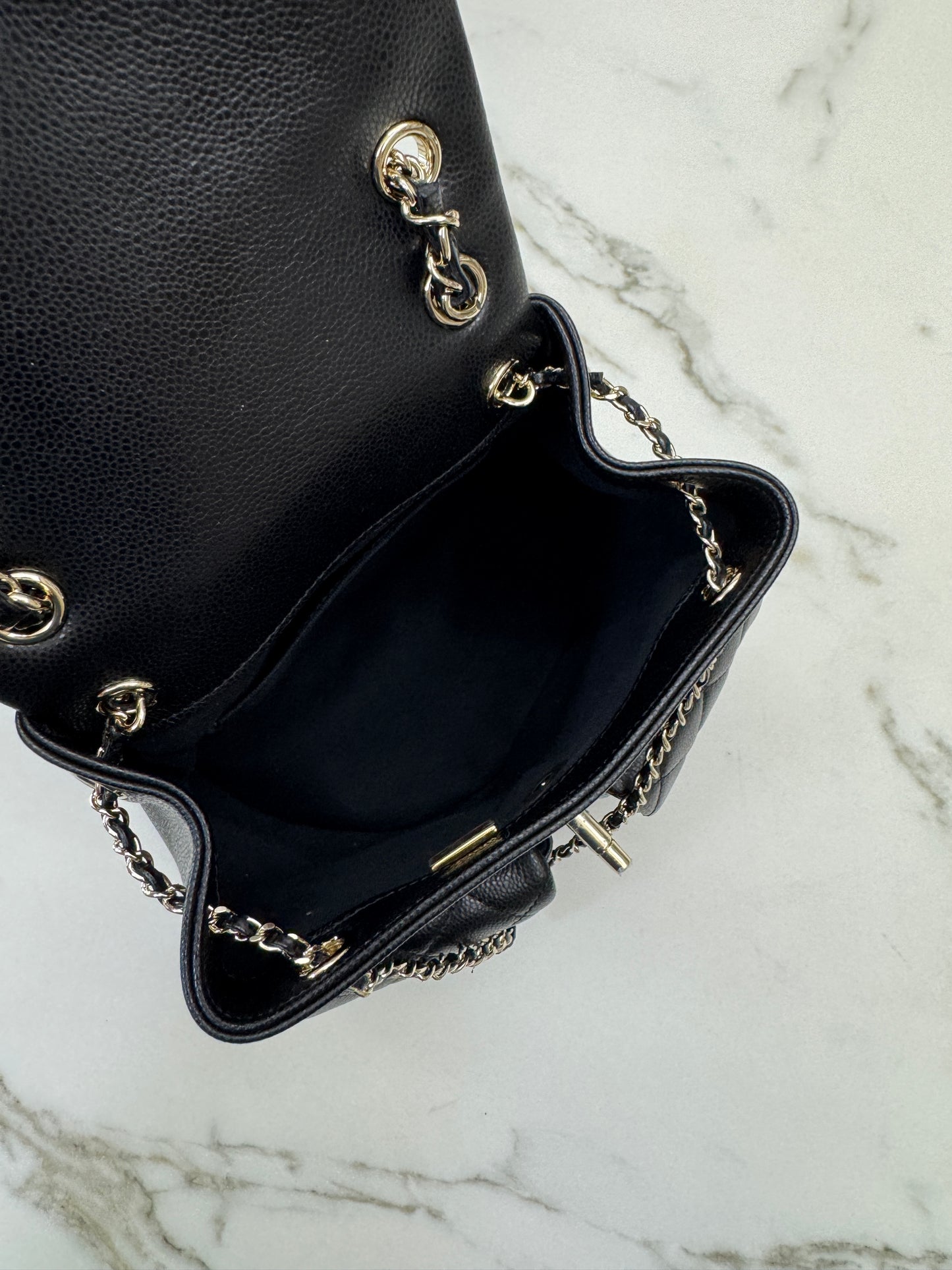 CHANEL 青蛙Duma 荔枝牛皮 Large