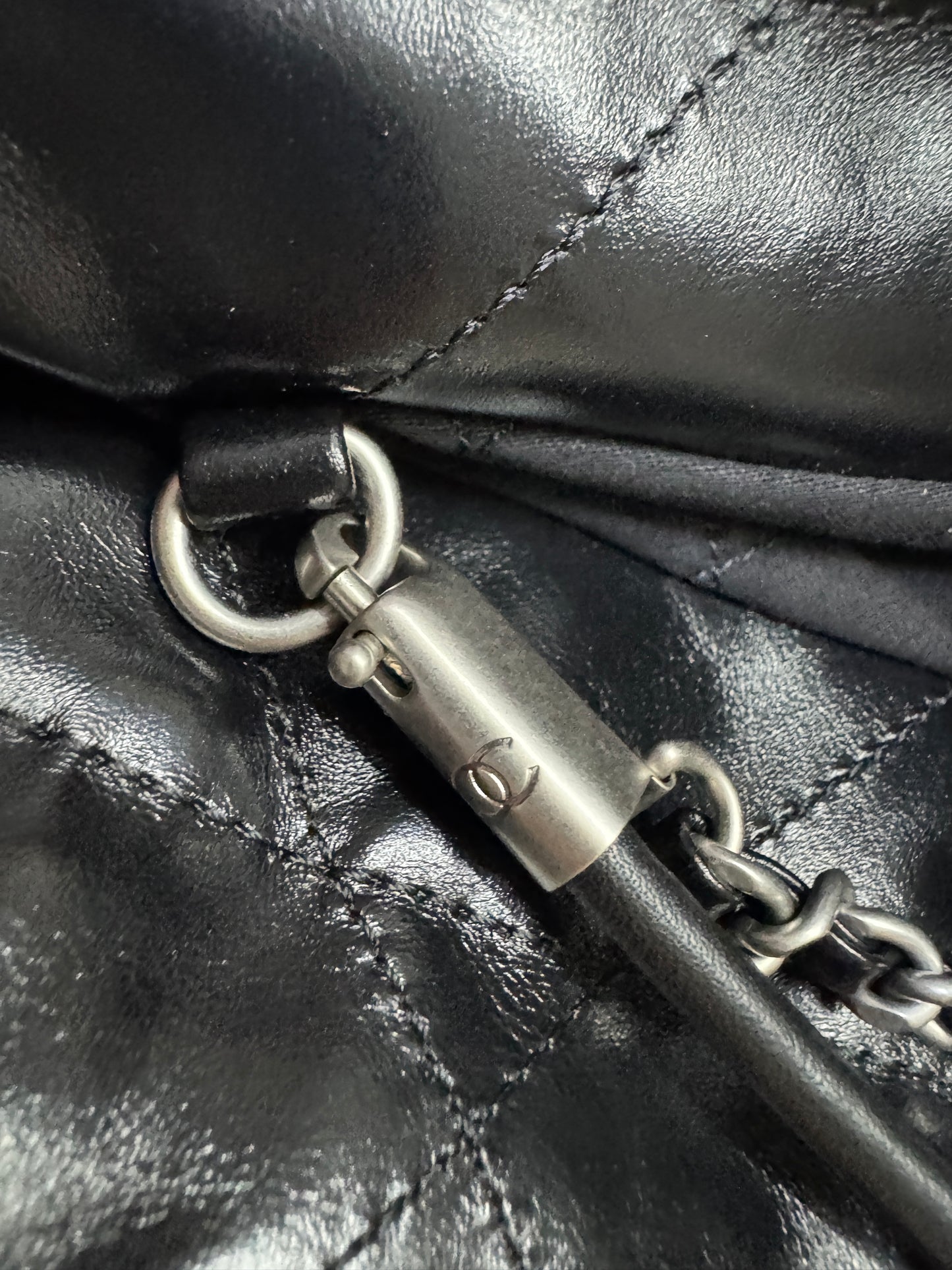 CHANEL 22 Bag Mini 黑銀