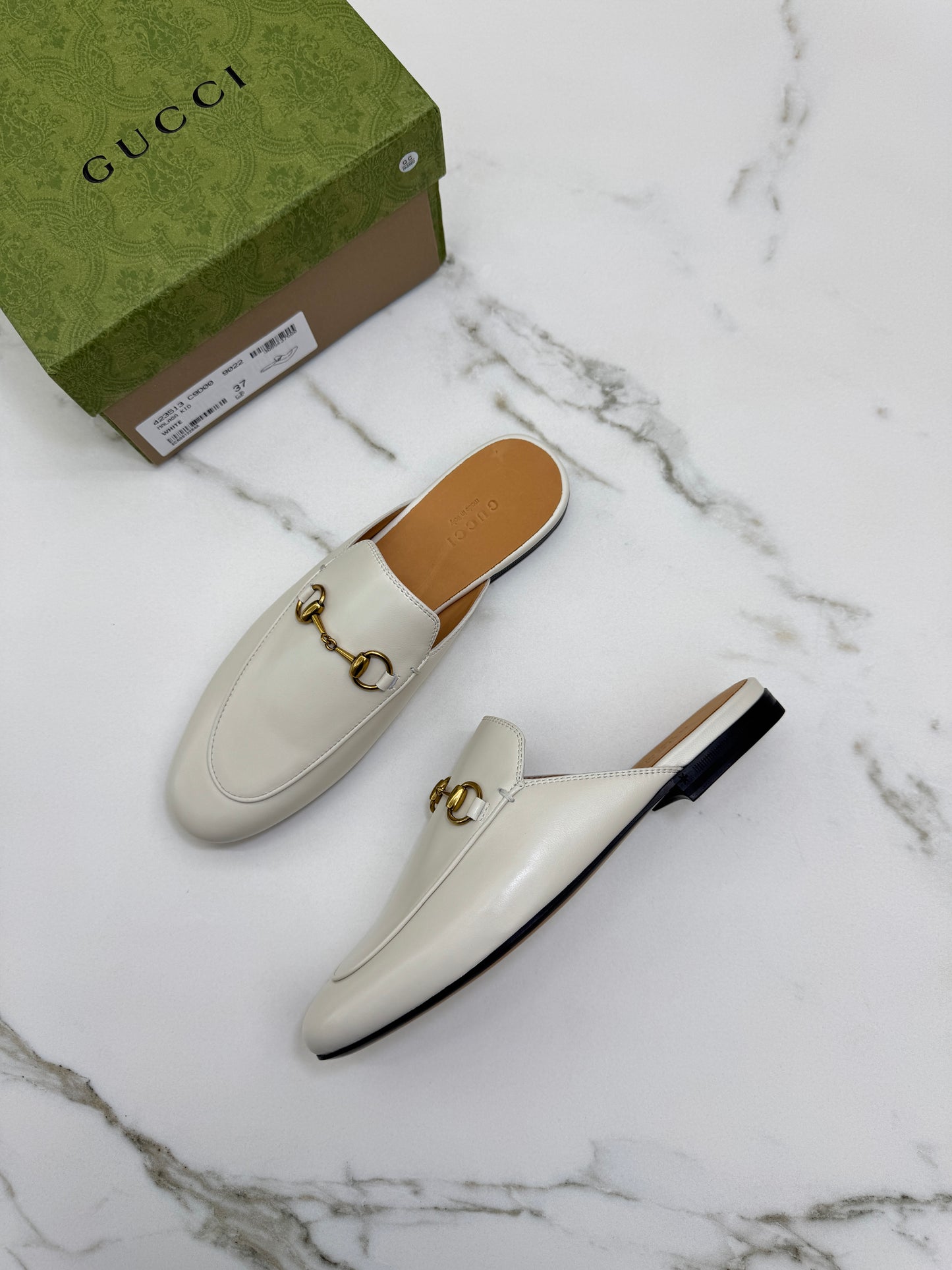 GUCCI 奶白色半拖