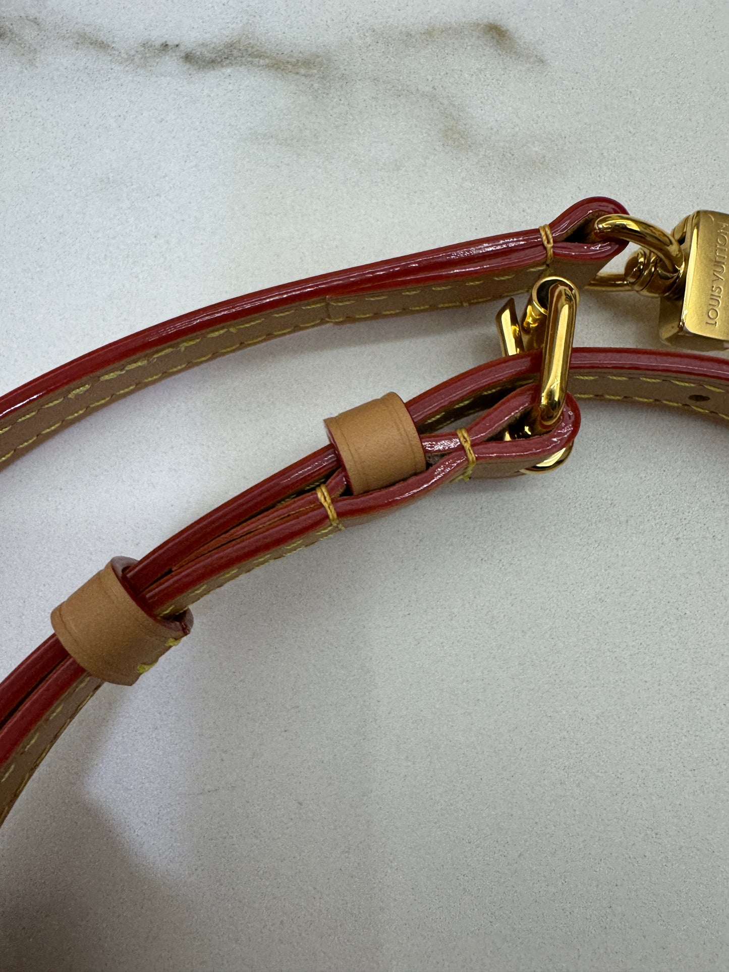LV Nano Alma 沙丘色