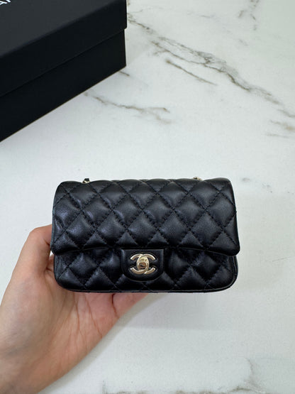 CHANEL 迷你CF包掛 黑色