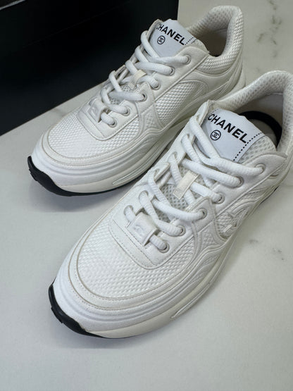 CHANEL 24S 純白運動鞋