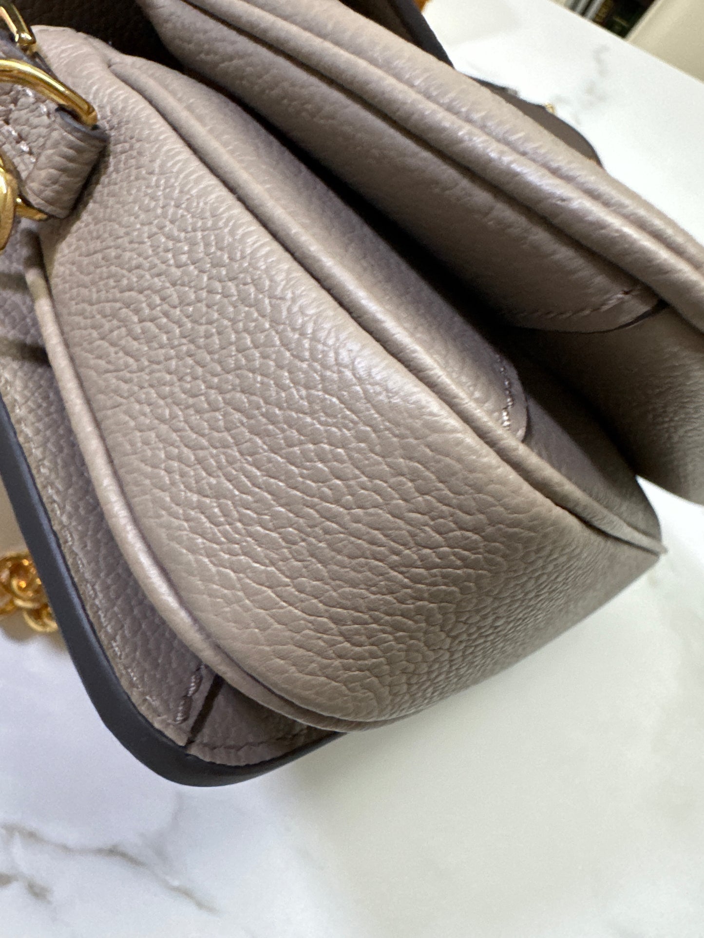 LV Pochette Metis 大象灰