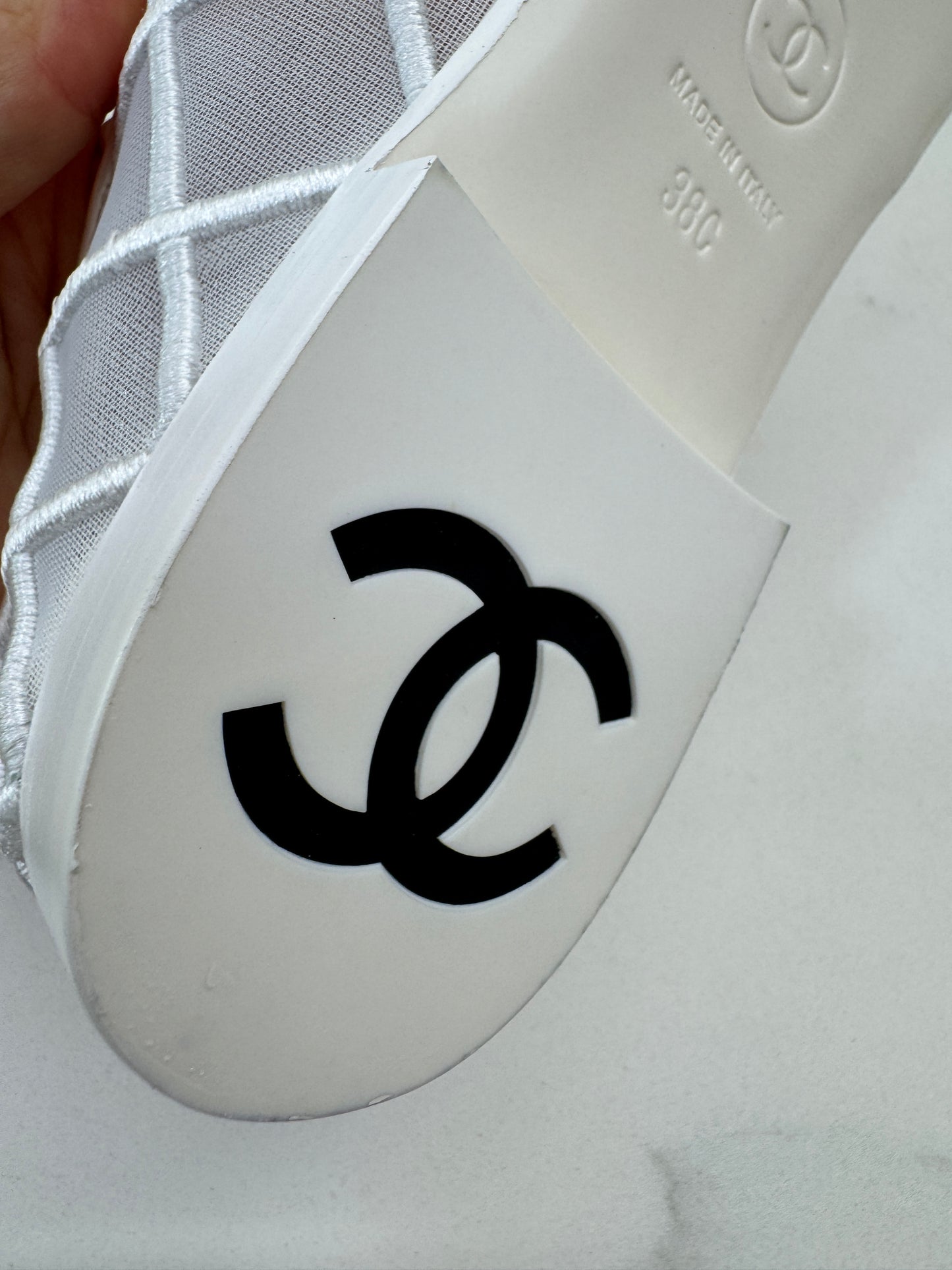 CHANEL 25M Coco Beach 白色網紗 Mary Jane
