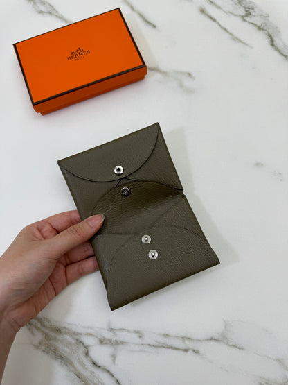 HERMES Calvi Duo 大象灰山羊皮 Etoupe Chevre Mysore