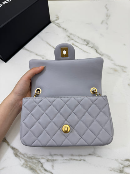 CHANEL Mini CF20 金球 淺灰色