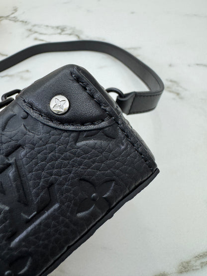 LV Steamer Wearable Wallet - Monogram Taurillon Leather