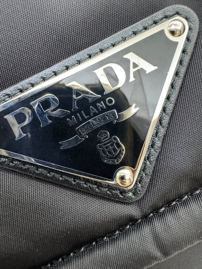 PRADA Cini 郵差包黑色 Medium
