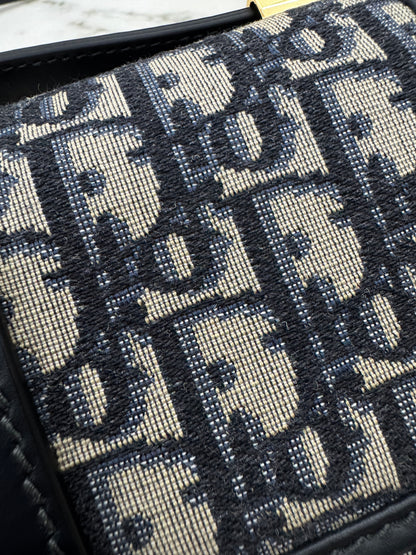DIOR 30 Montaigne Small Blue Oblique