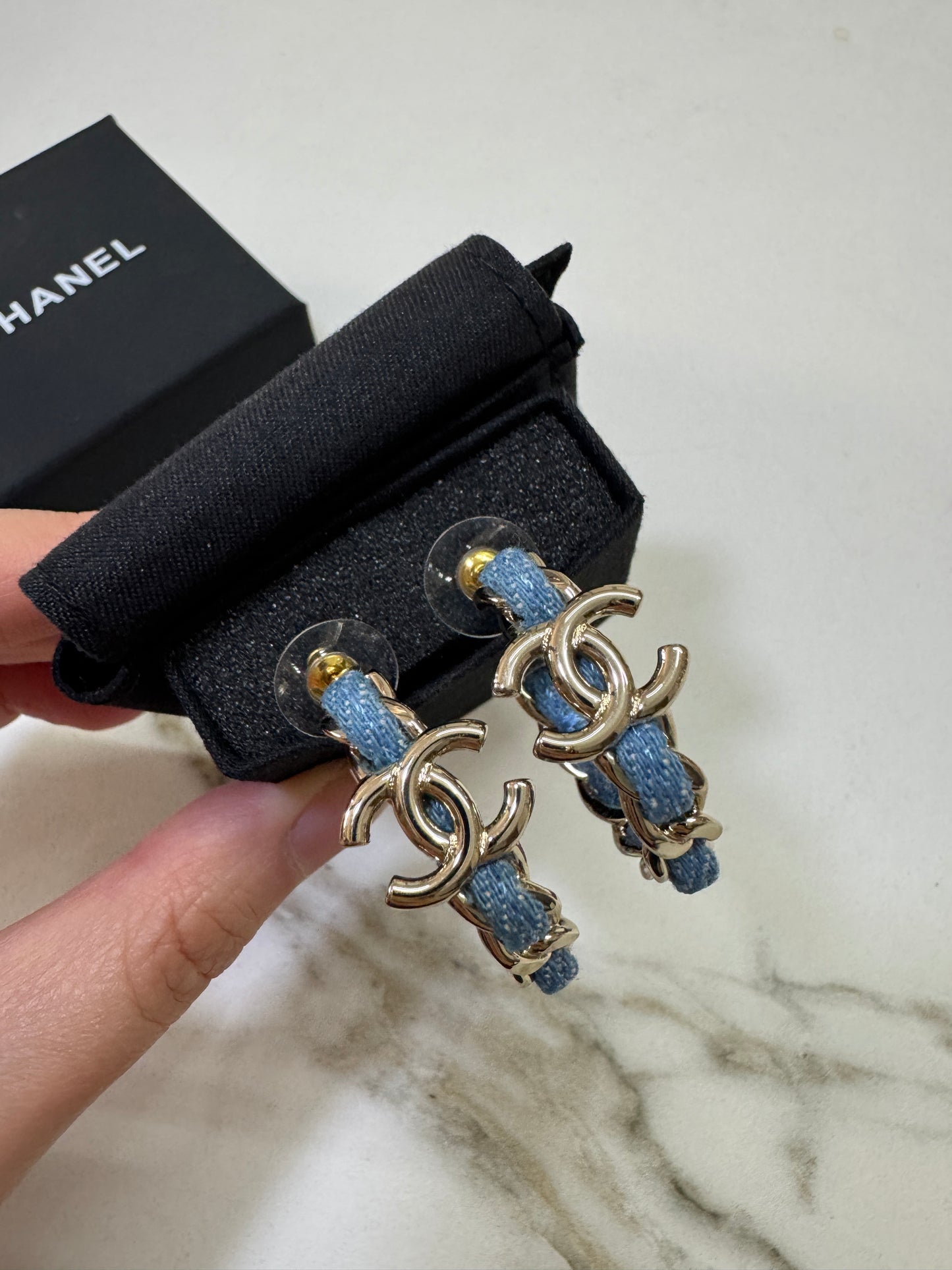 CHANEL 25P 牛仔圈型耳環