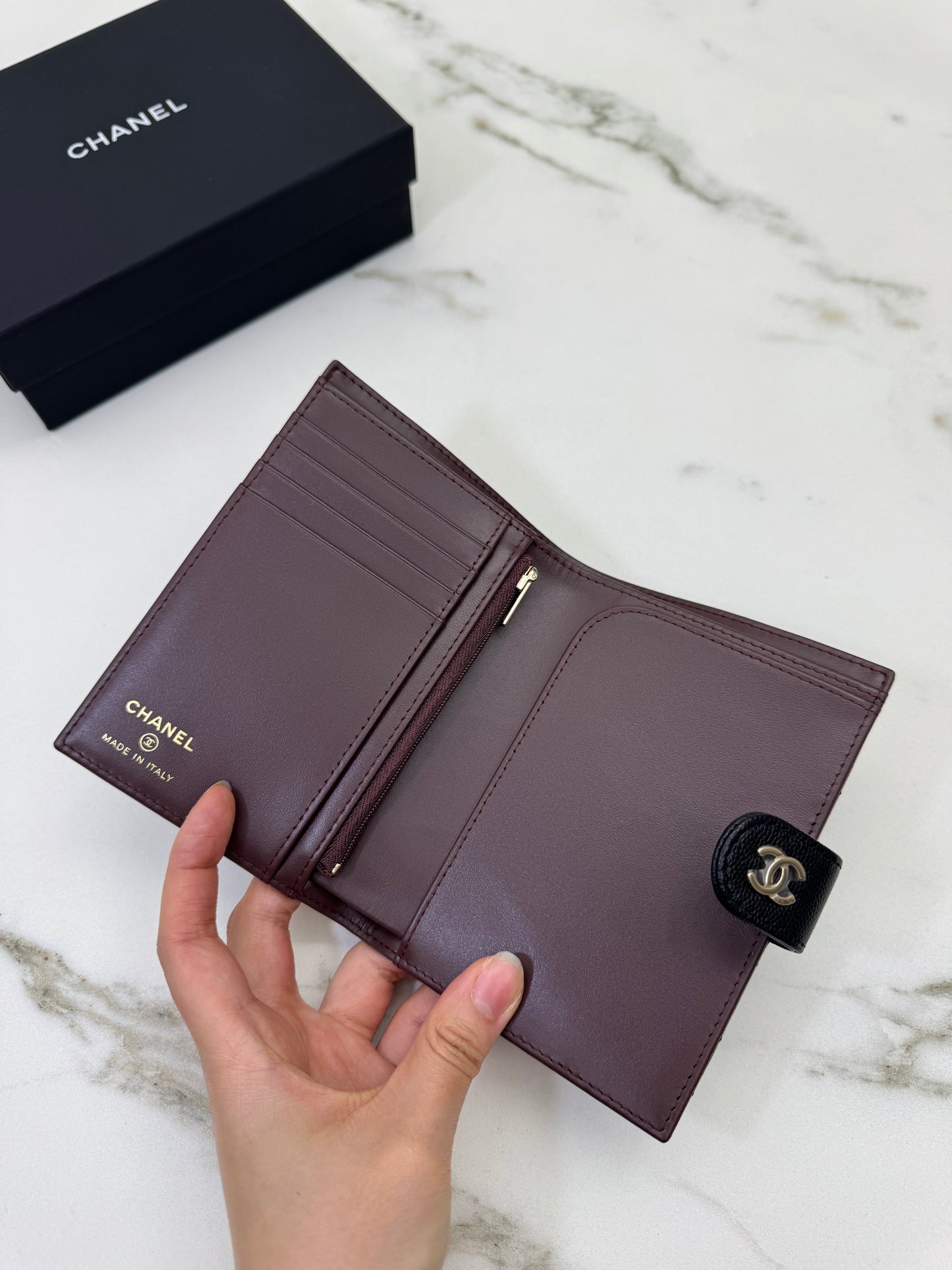 CHANEL Passport Holder 黑金牛 Black Caviar Calfskin