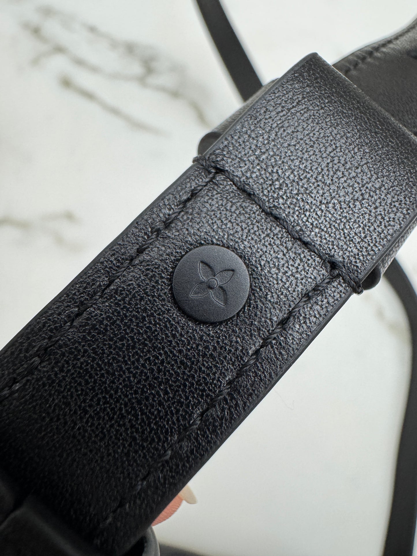 LV Steamer Wearable Wallet - Monogram Taurillon Leather