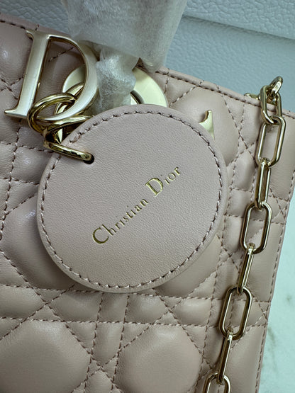 DIOR D-Joy Medium 胭脂粉