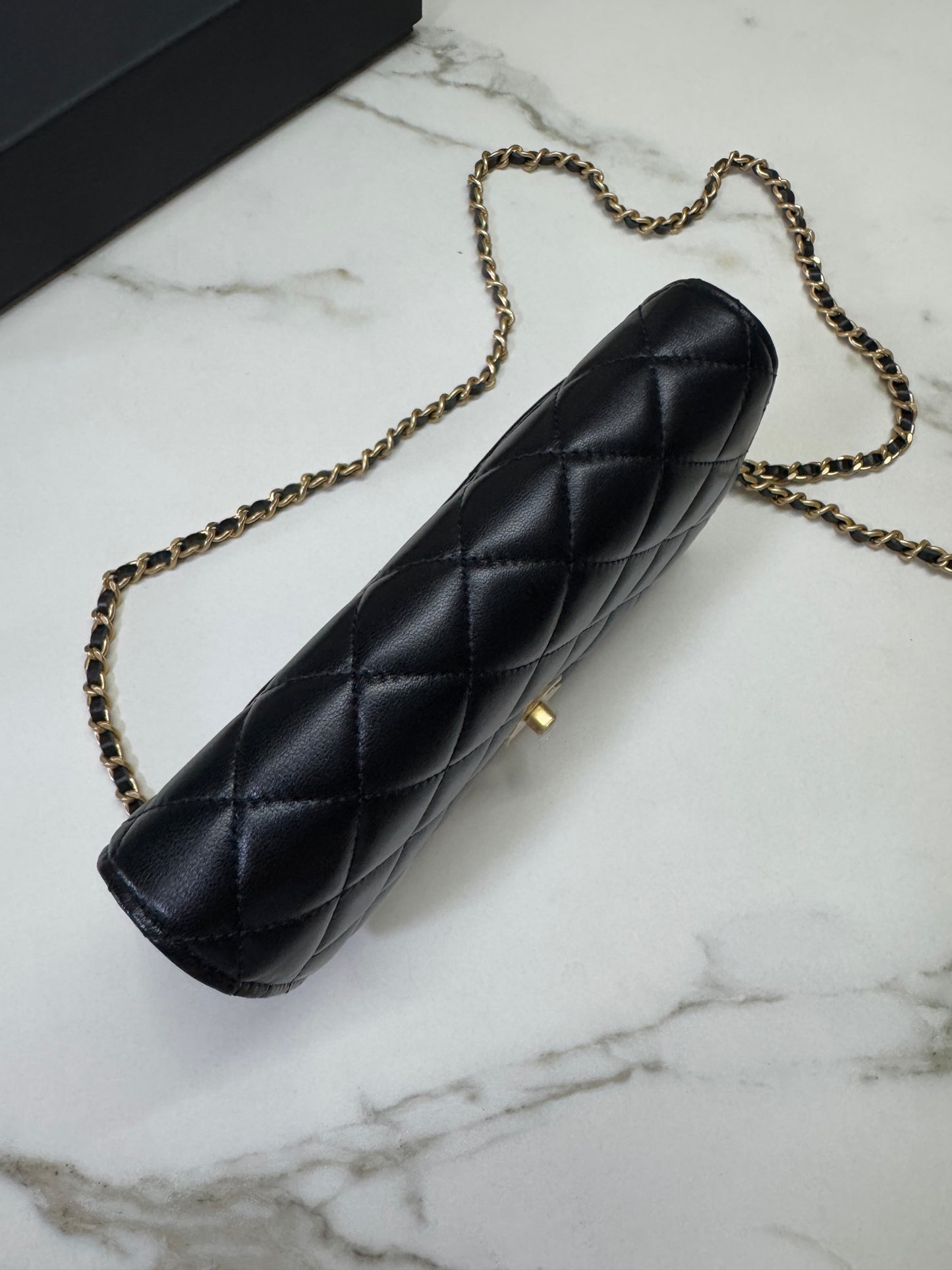 CHANEL 金球woc