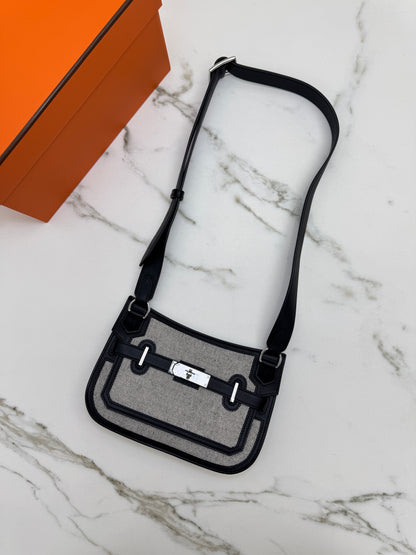 HERMES Mini Jypsiere 熊貓帆布 Swift/ Canvas