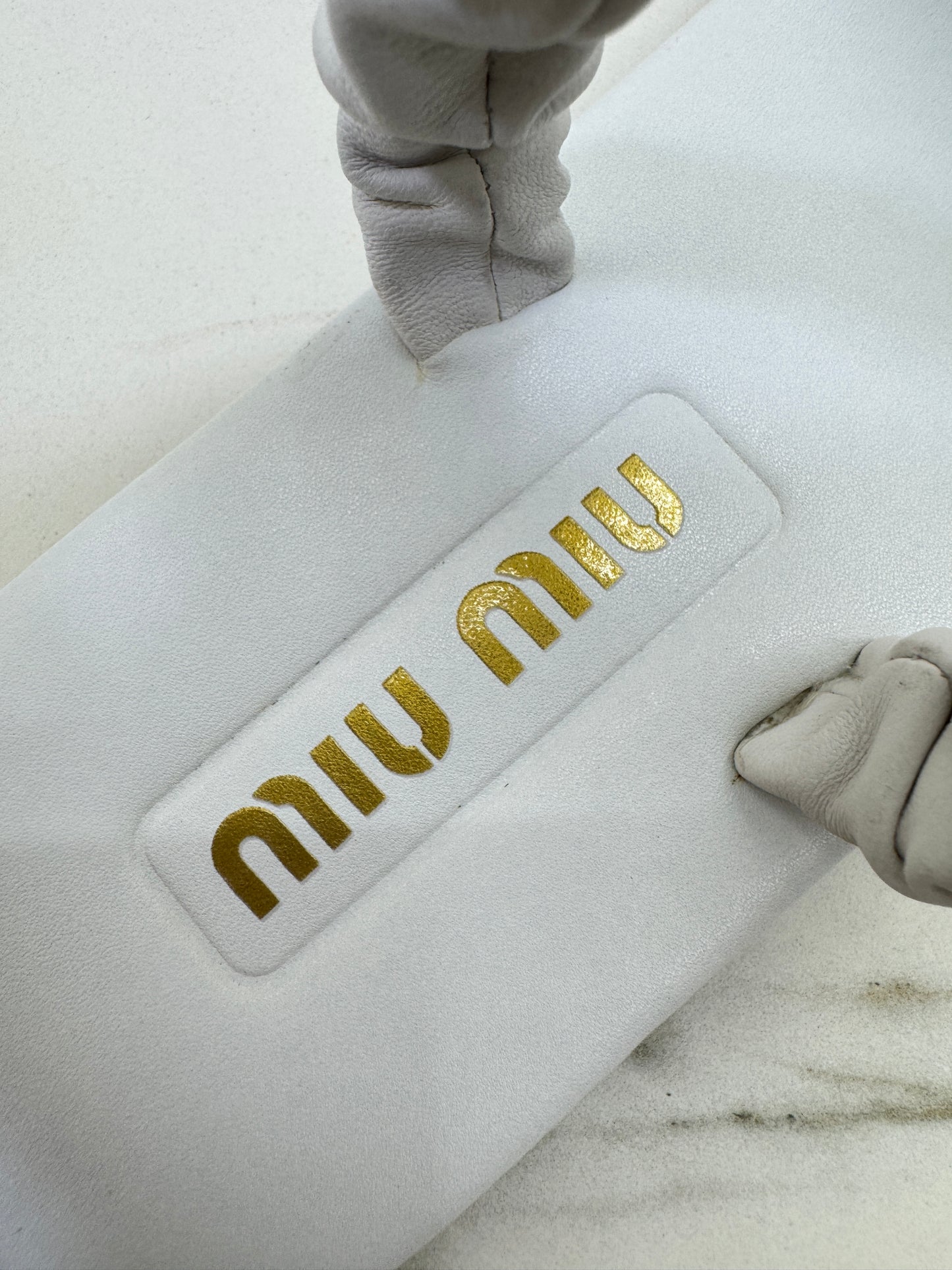 MIU MIU 兩穿魚嘴涼鞋 白色