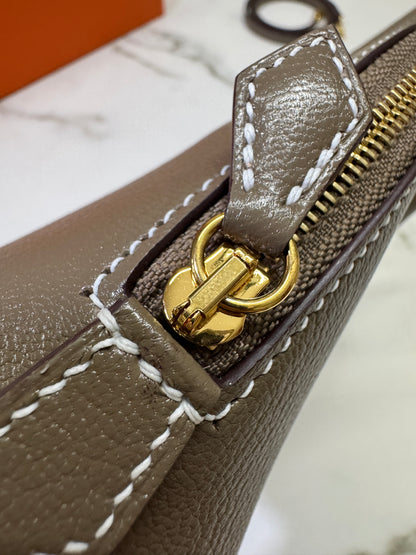 HERMES Mini Bolide 大象灰山羊皮 金扣