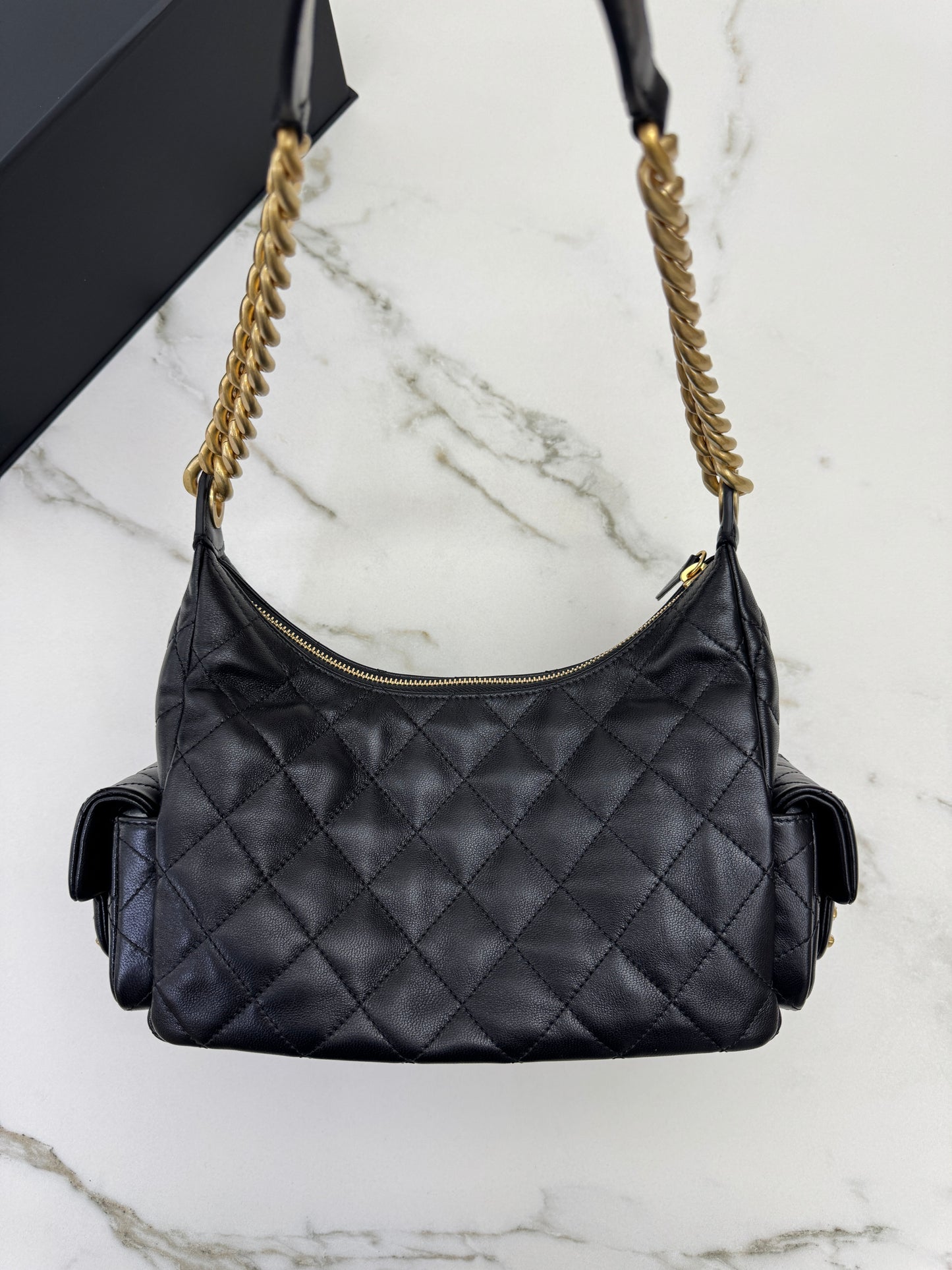 CHANEL 25C 多口袋Hobo 黑色