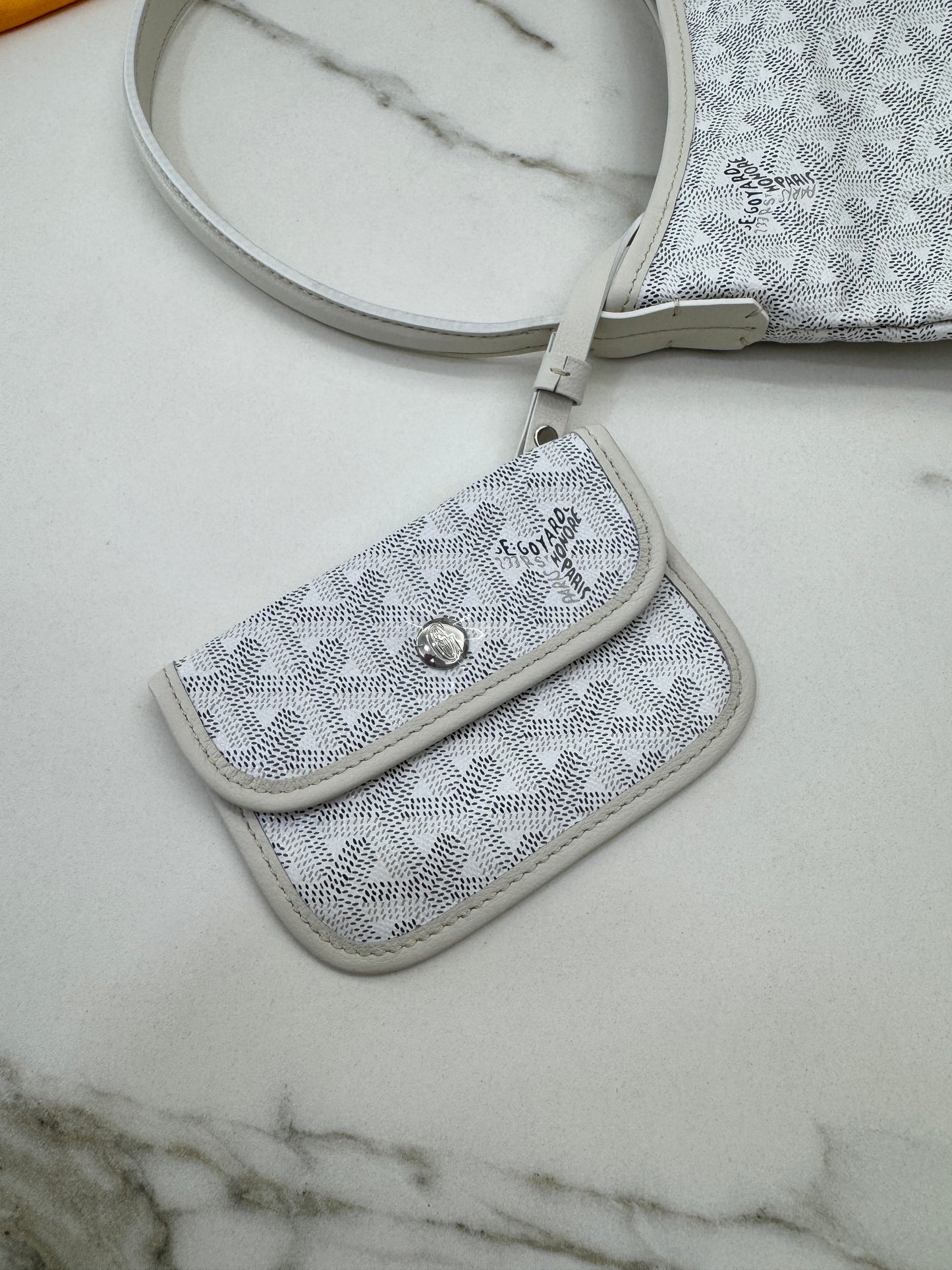 GOYARD Mini Boheme Hobo 白色