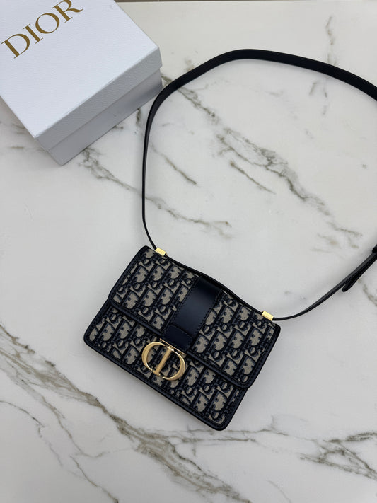 DIOR 30 Montaigne Small Blue Oblique