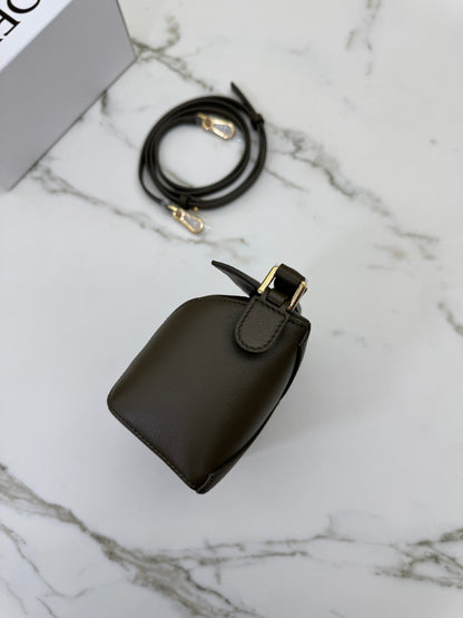 LOEWE Mini Puzzle 深卡其綠