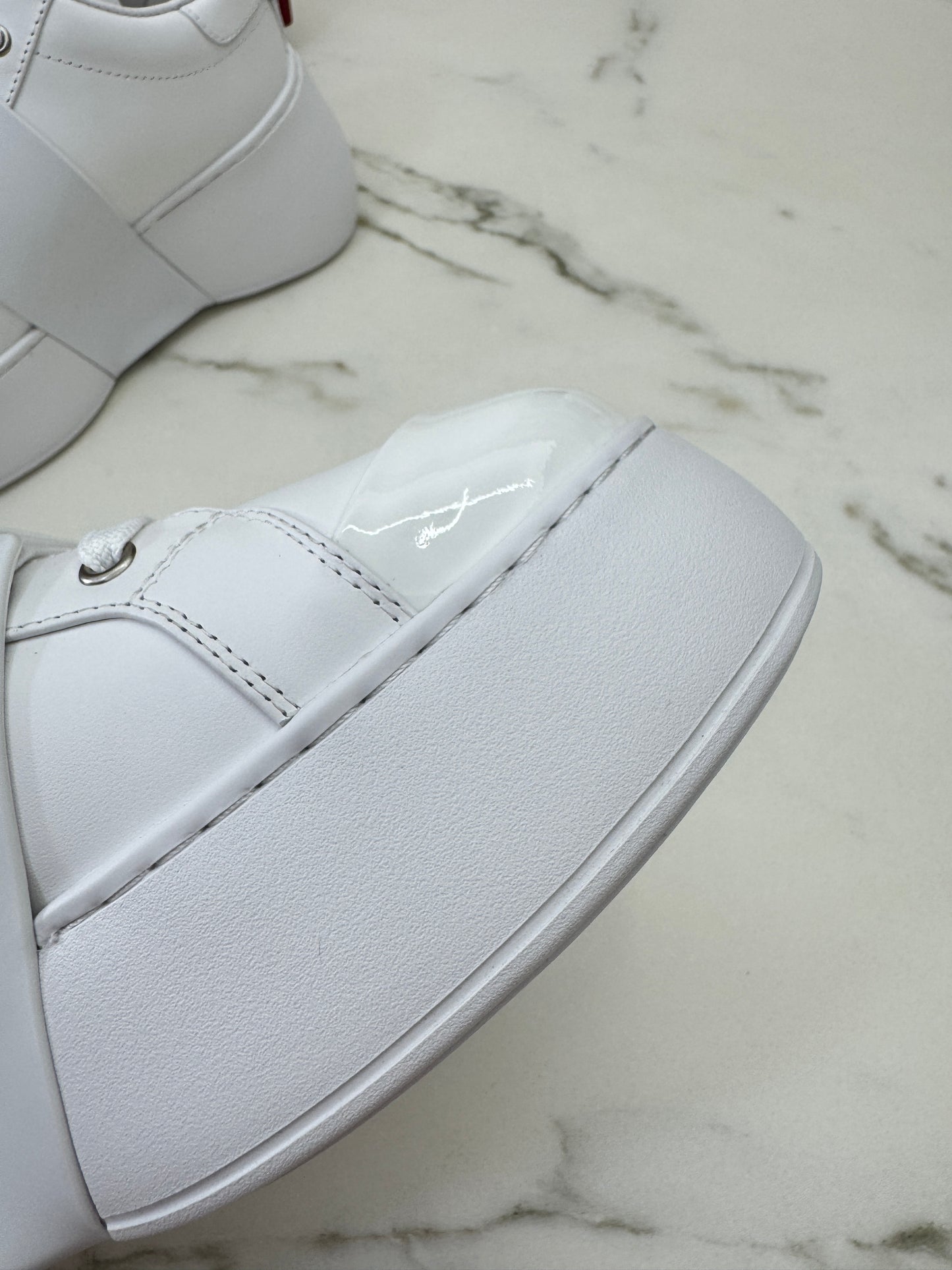 RV 厚底小白鞋 Viv Skate Sneakers