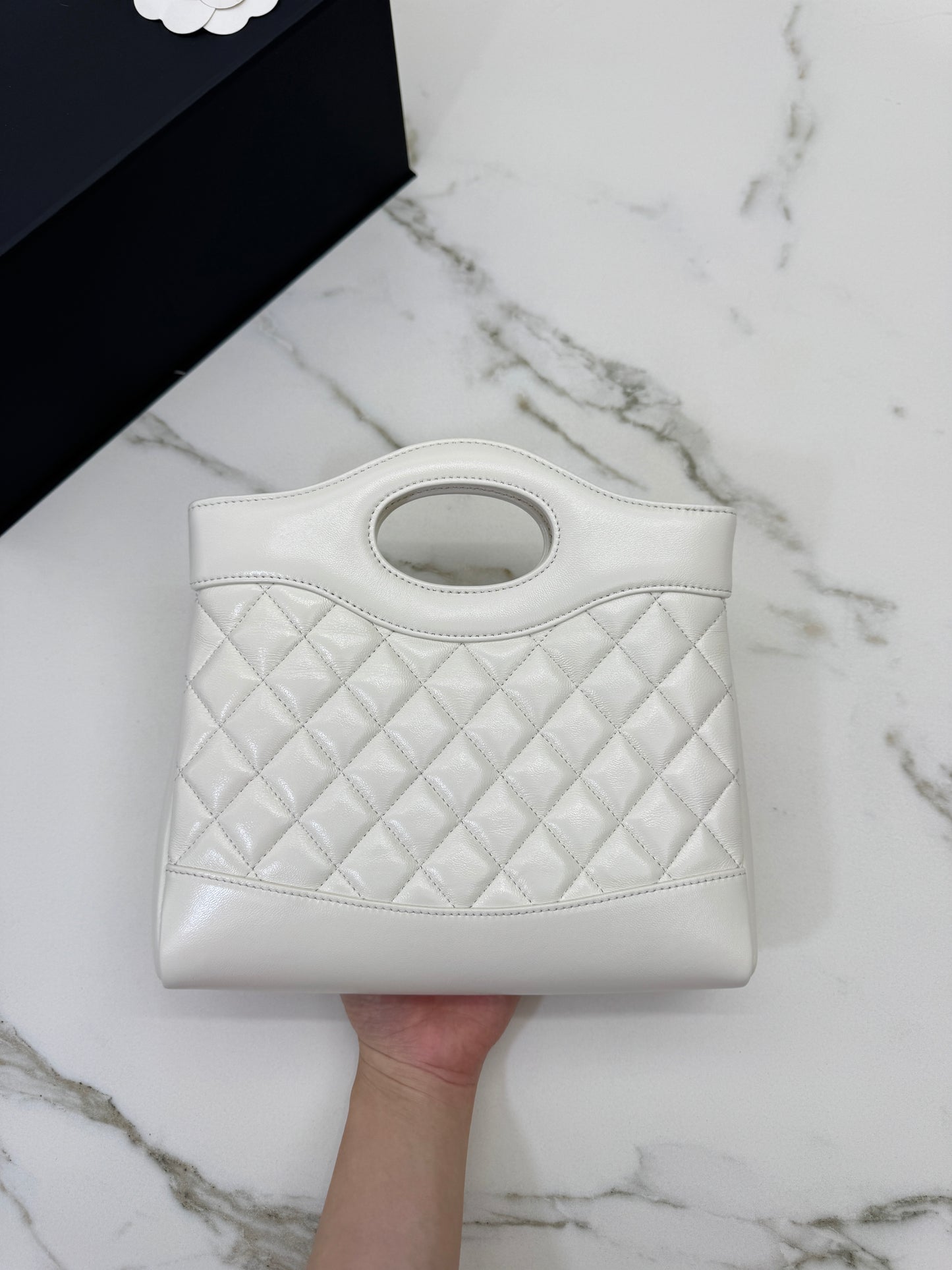 CHANEL Mini 31Bag 油蠟羊皮 白色 新版