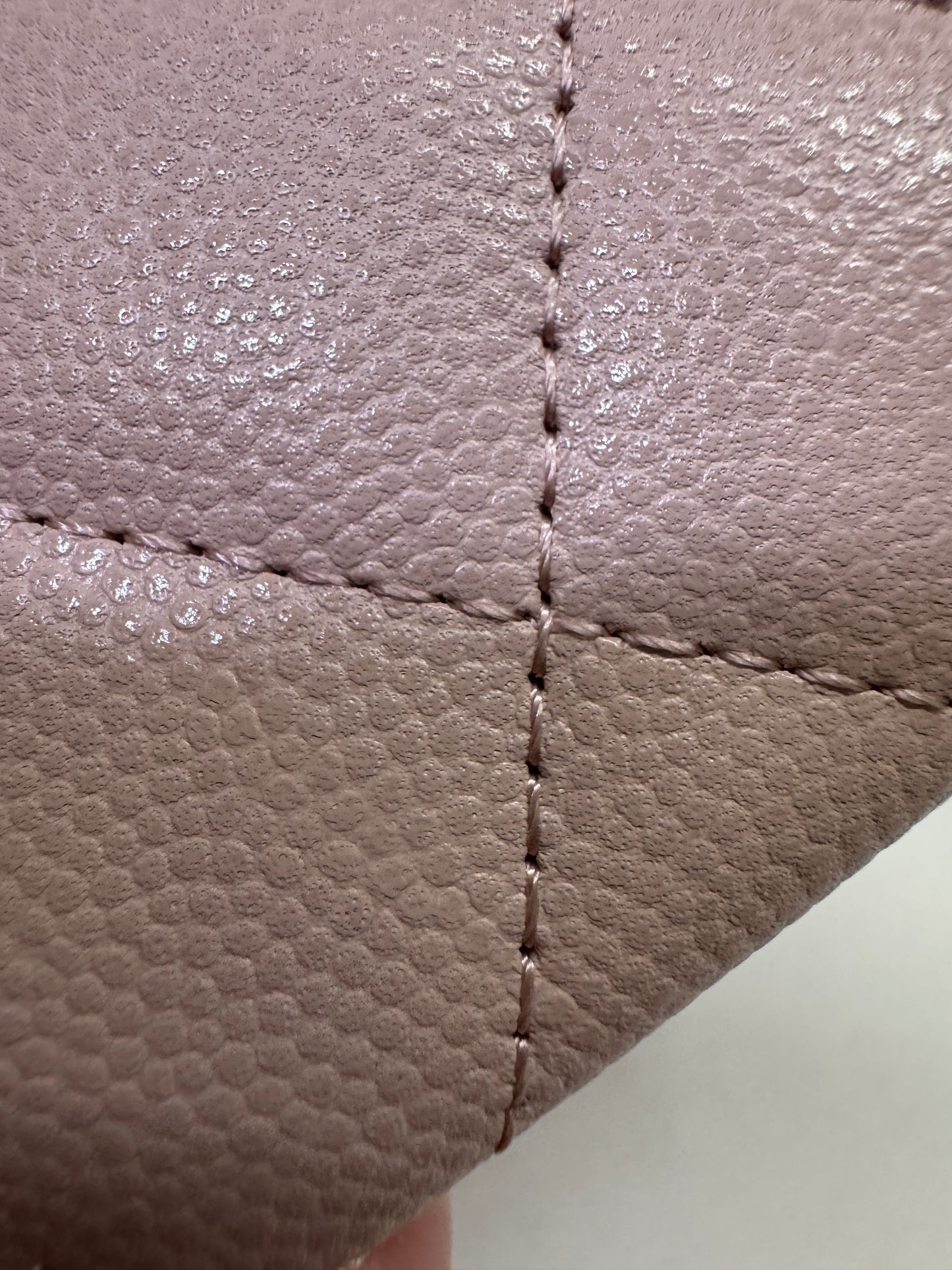 CHANEL 21C 裸粉色卡包