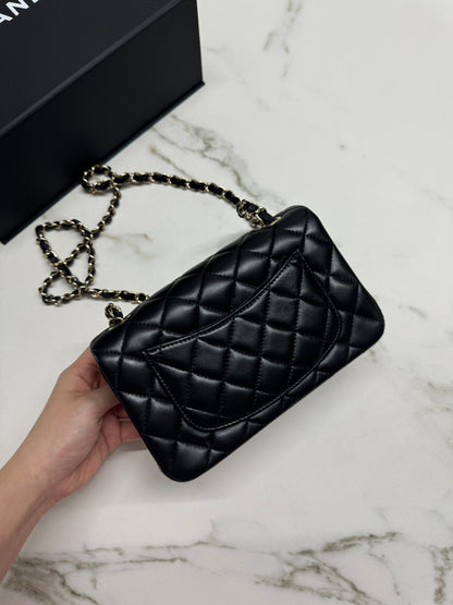 CHANEL CF20 羊皮 黑色淡金扣