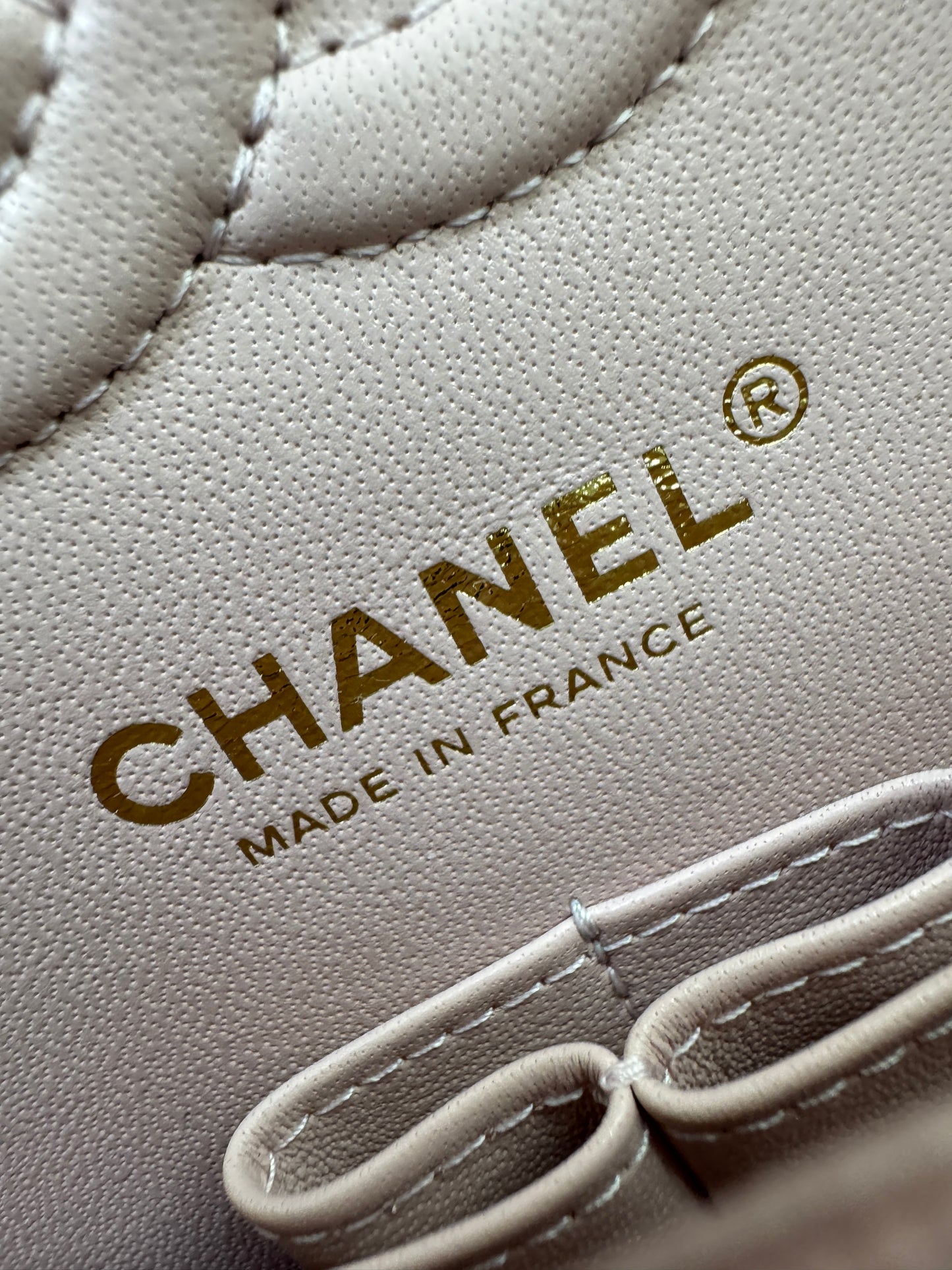 CHANEL 23K貝兒粉 CF23 Small