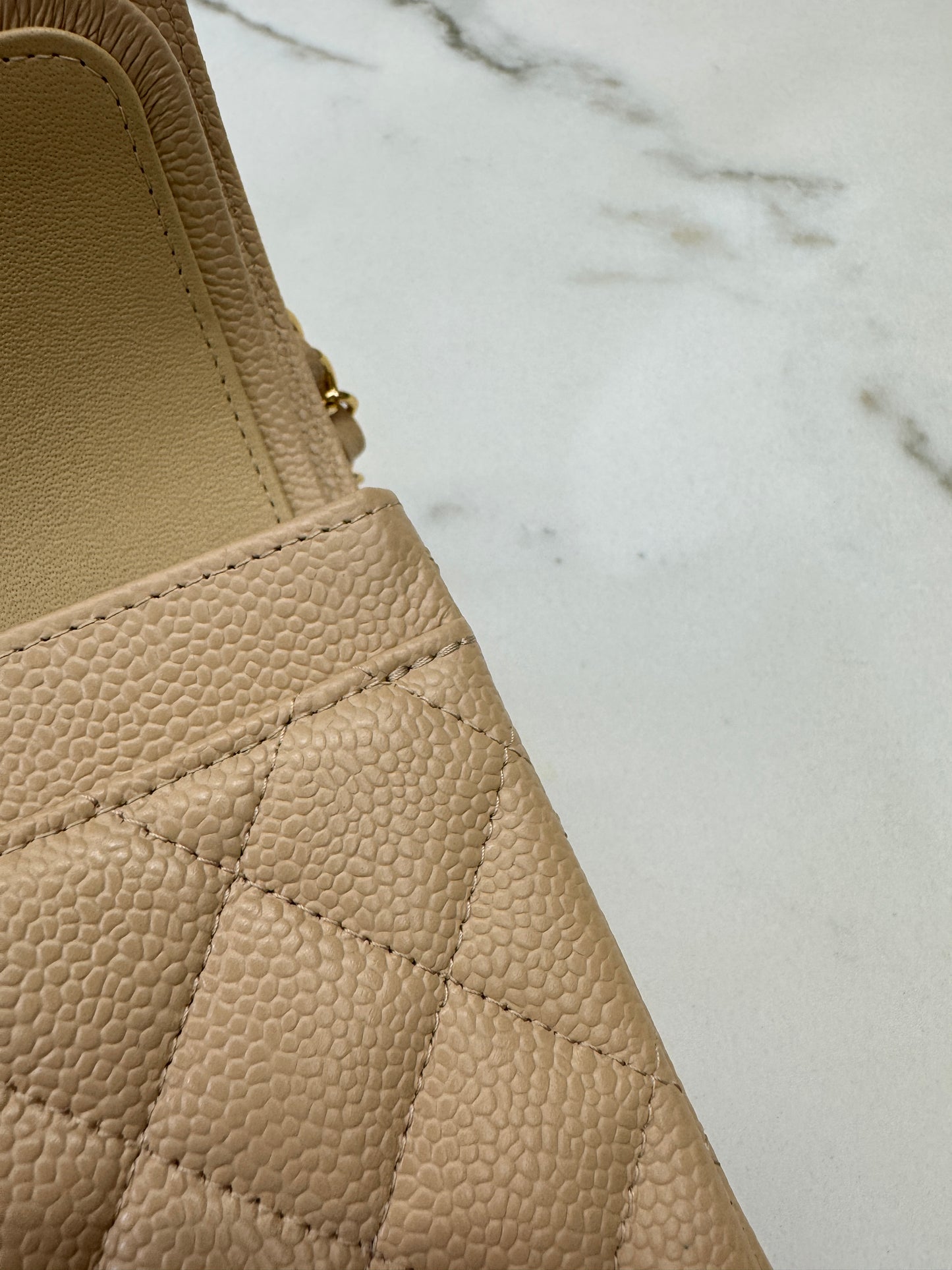 CHANEL CF23 Small 米杏色牛皮金扣 Beige Caviar Calfskin GHW