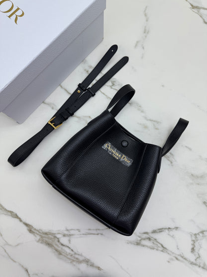 DIOR Signature 全皮小水桶