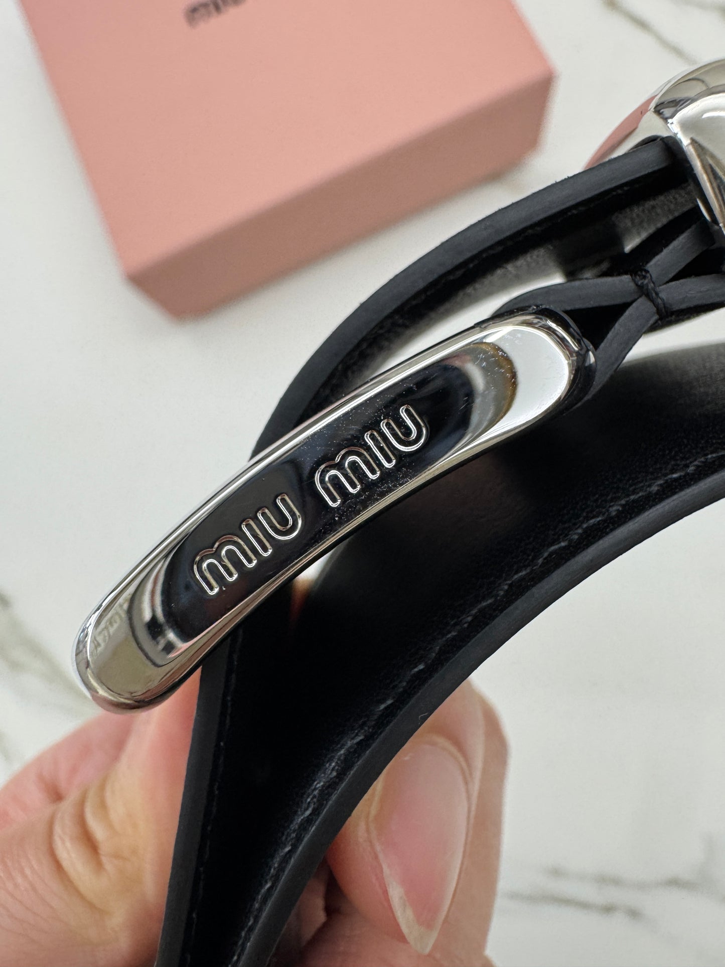 MIU MIU 黑銀皮帶 30mm