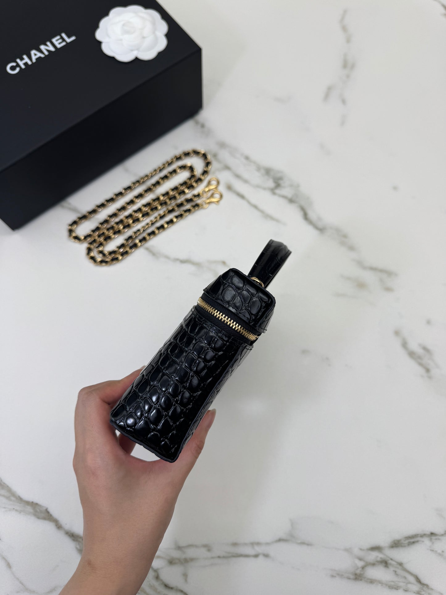CHANEL 26A 鱷魚壓紋LP盒子 黑色￼