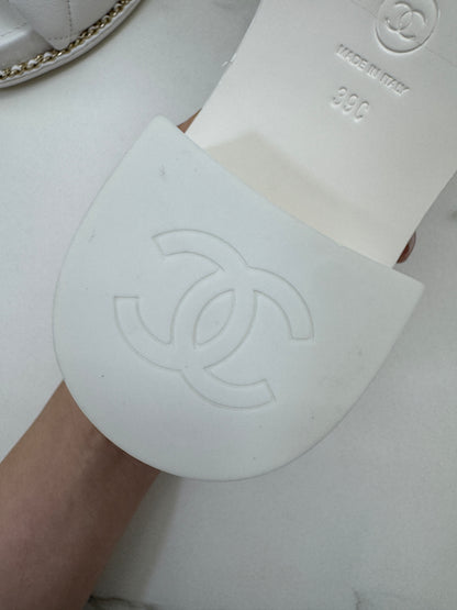 CHANEL 25P 粗跟拖鞋 白色