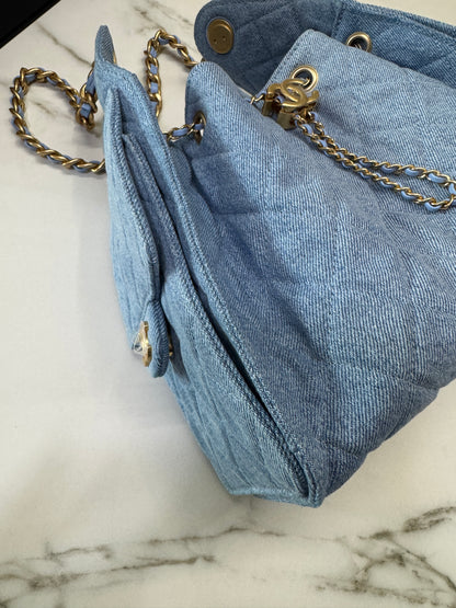 CHANEL 25 Bag 淺藍牛仔Small