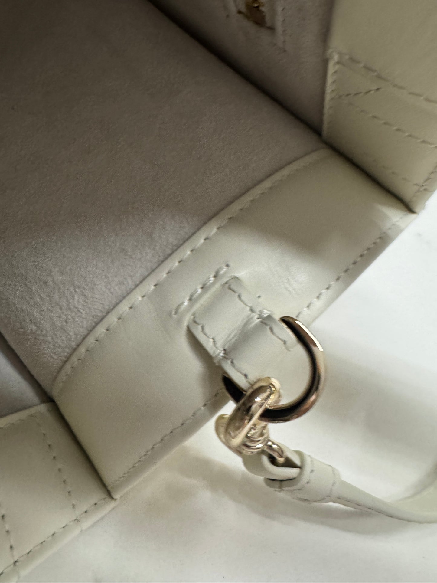 DIOR 全皮 Book Tote 奶白色小號