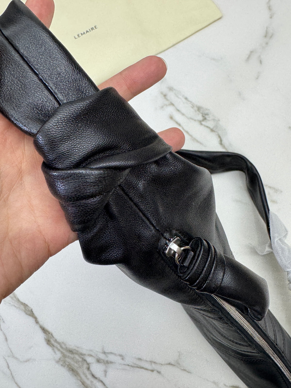 LEMAIRE Croissant Medium 牛角包羊皮 Lambskin