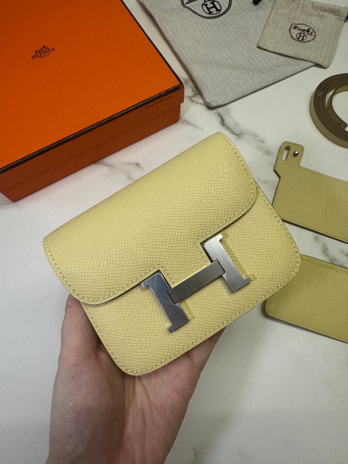 HERMES Constance Slim 米爾頓黃 銀扣 Epsom i8 Jaune Milton PHW