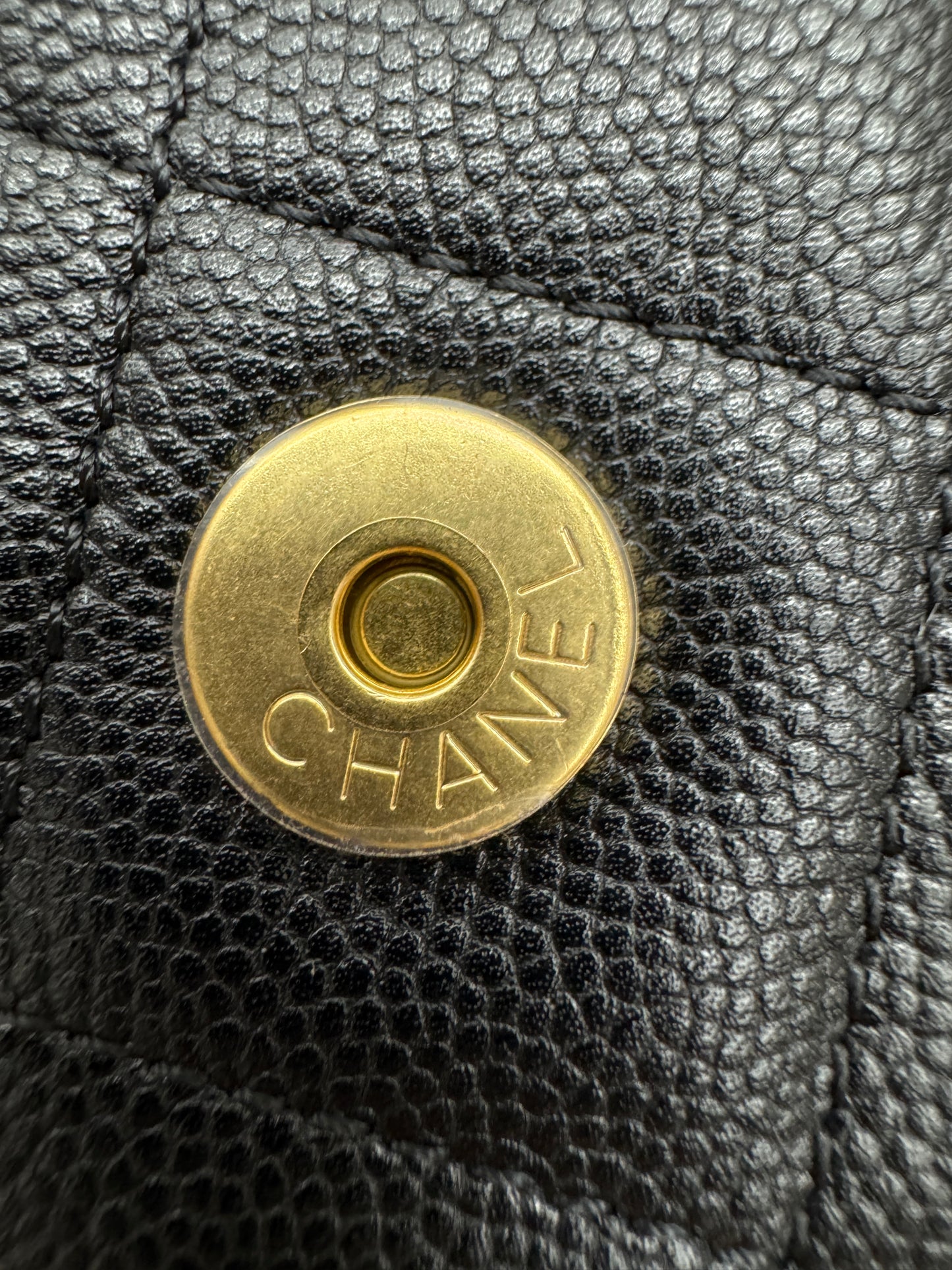 CHANEL Mini 25 Bag 黑色荔枝皮 金扣 Caviar Calfskin GHW