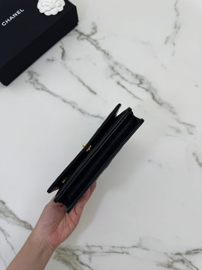 CHANEL Wallet On Chain 黑金牛 新版旋轉扣woc