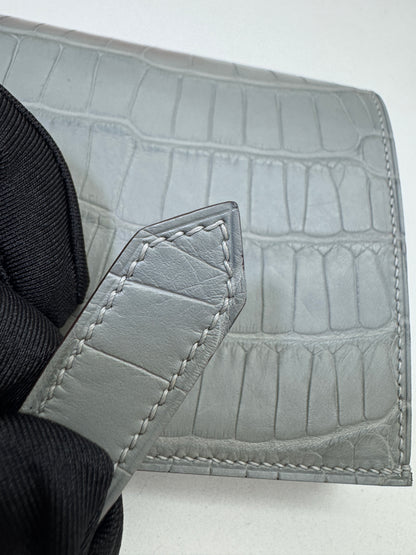 HERMES Bearn Compact Wallet 鱷魚皮珍珠灰金扣 Gris Perle Crocodile GHW