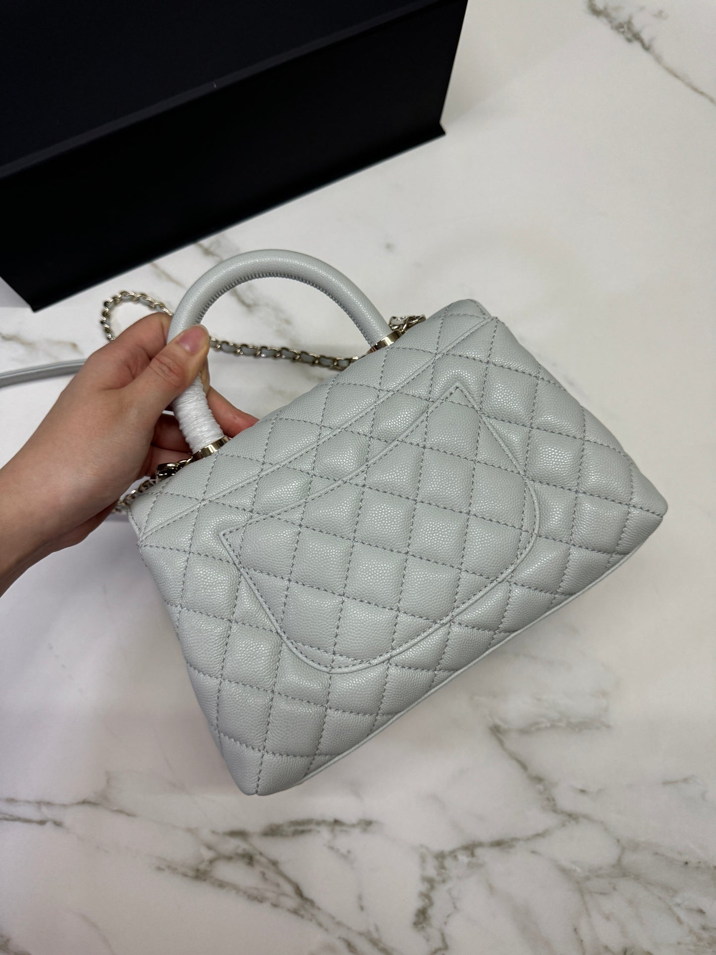 CHANEL Cocohandle 冰川藍 24P Small
