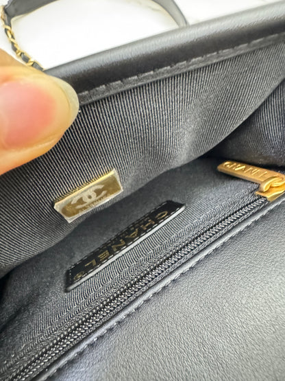 CHANEL 22K 郵差豆腐包 漸變Tweed
