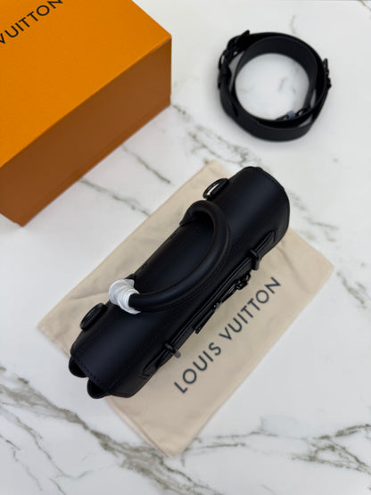 LV Steamer PM Ultra Black