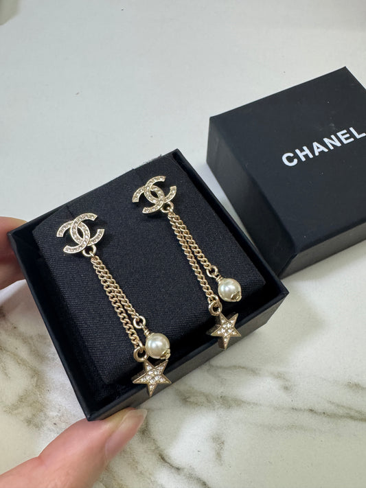 CHANEL 23A 星星拼珍珠耳環