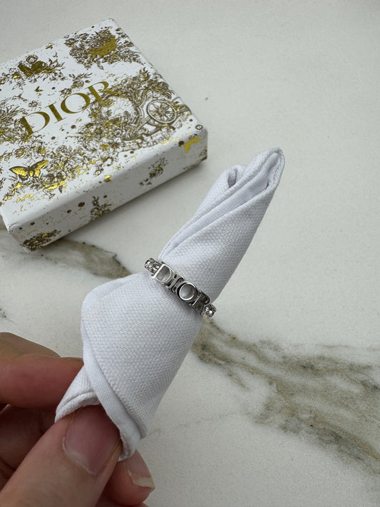 DIOR Revolution 戒指