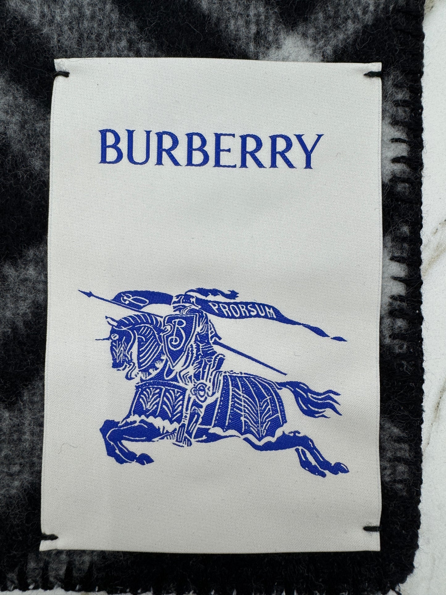 BURBERRY Check Wool Scarf 黑白色