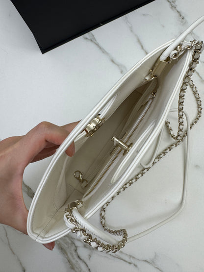 CHANEL Mini 31Bag 油蠟羊皮 白色 新版