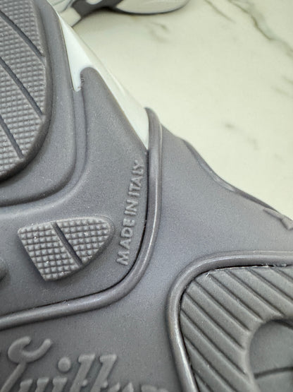 LV Olympia Sneaker 銀色運動鞋